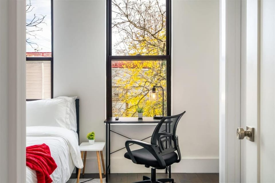 2BR Bright & Modern Urban Base Near Manhattan Apartment in Jersey City