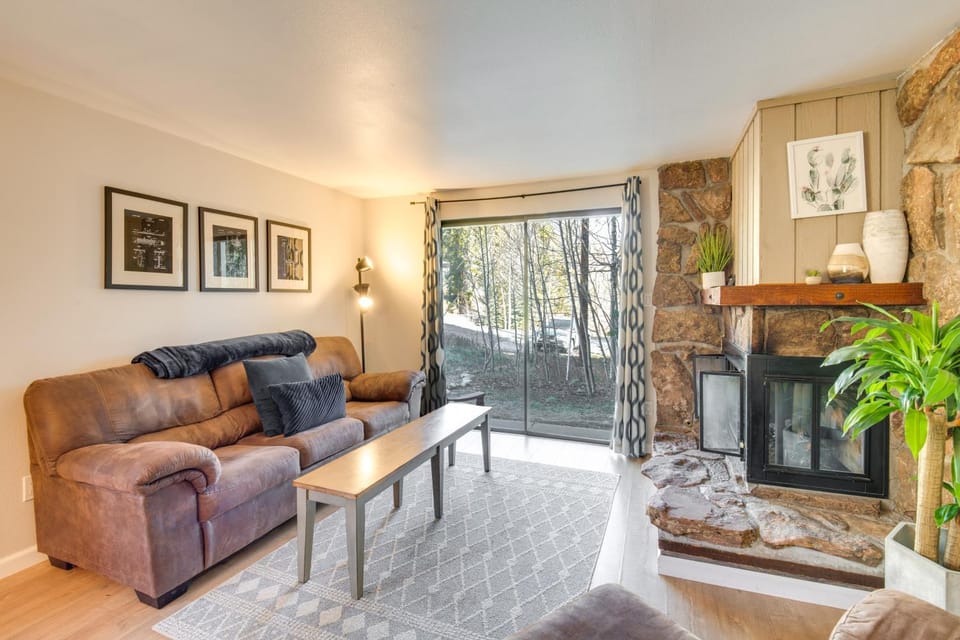 Hot Tub Access: Condo 2 Mi to Winter Park Resort! House in Fraser