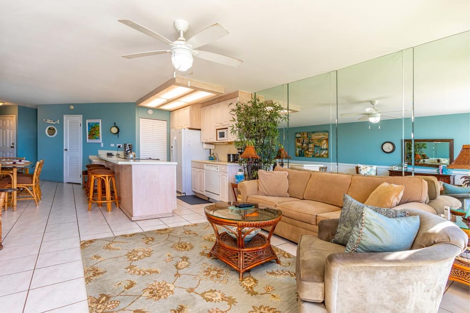 Maui Sunset #A-509 Oceanfront, Panoramic Ocean Views, Full A/C, Great Rates Apartment in Kihei