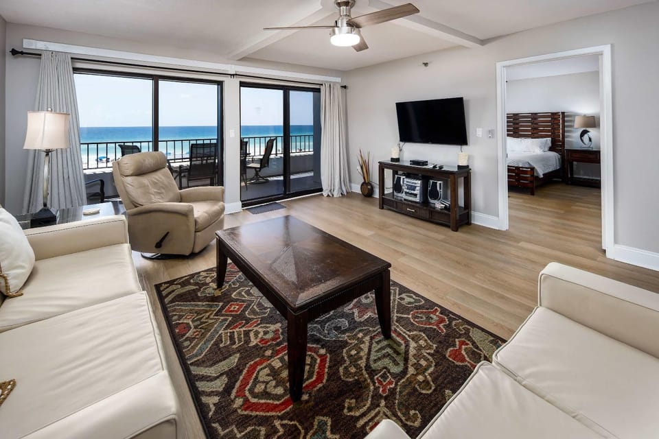 Surf Dweller 309 Large gulf front condo House in Okaloosa Island