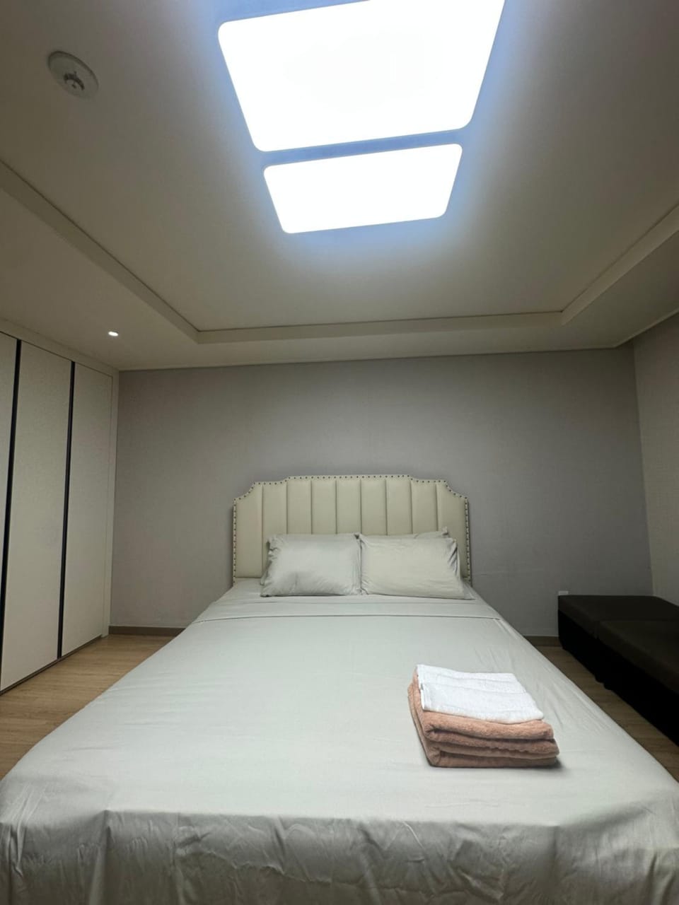 Clark Dheights Condo Studio 40sqm Apartment in Angeles