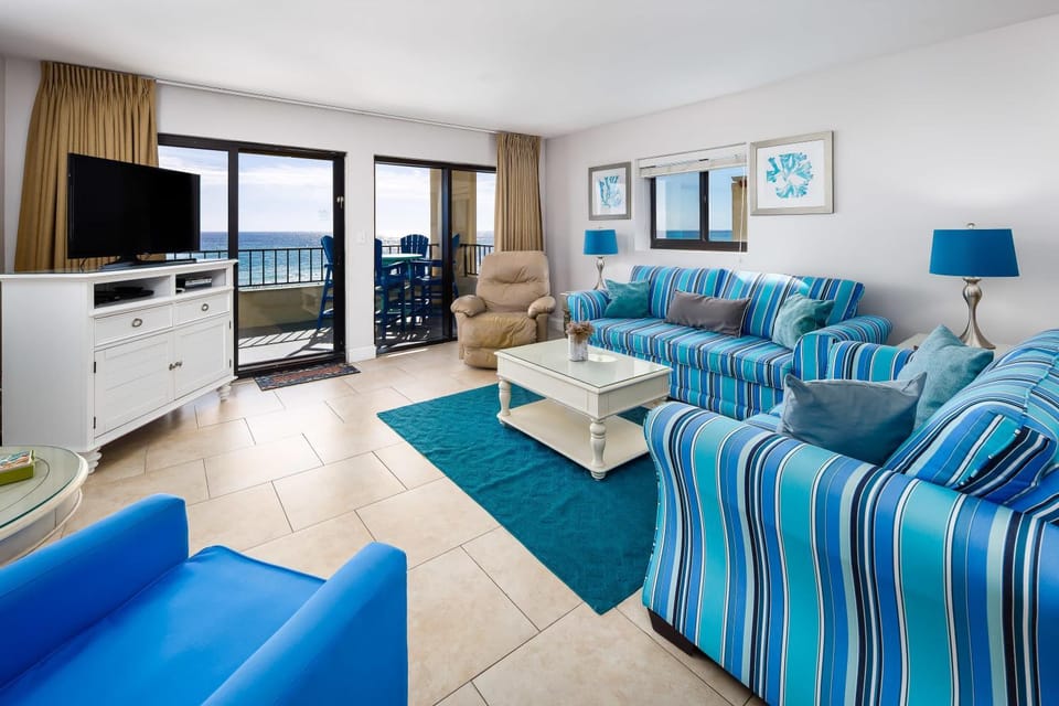Surf Dweller 312 Large gulf front House in Okaloosa Island