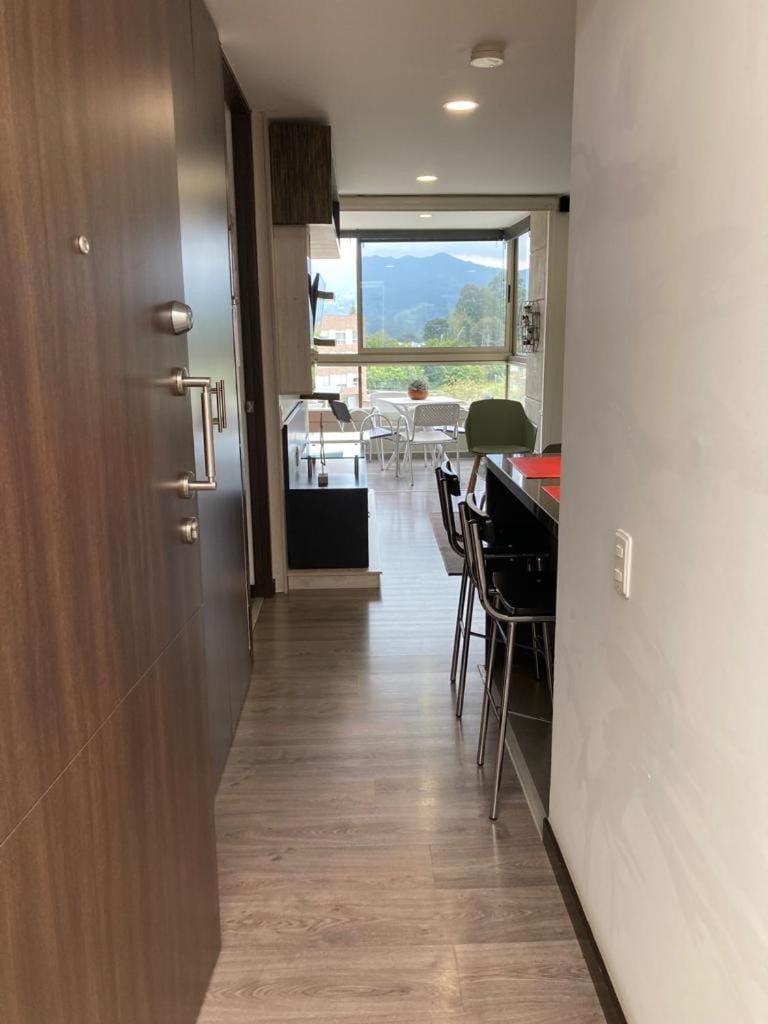 Beautiful Loft close to airport,pool gym & parking Apartment in Antioquia