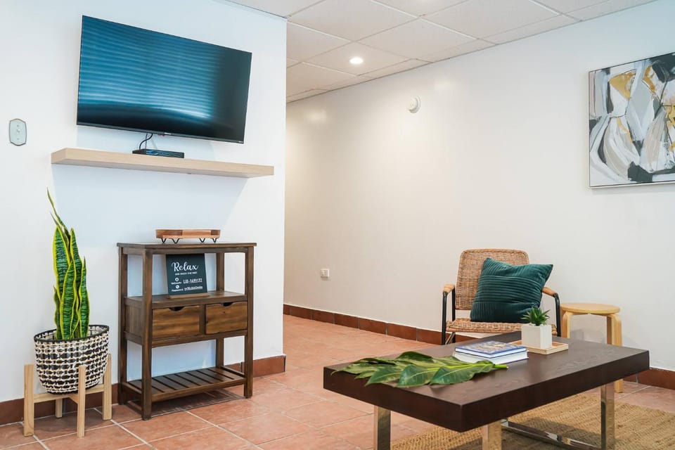 Communal lounge/ TV room, Living room