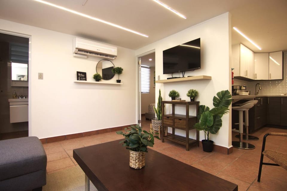 Communal lounge/ TV room, Living room