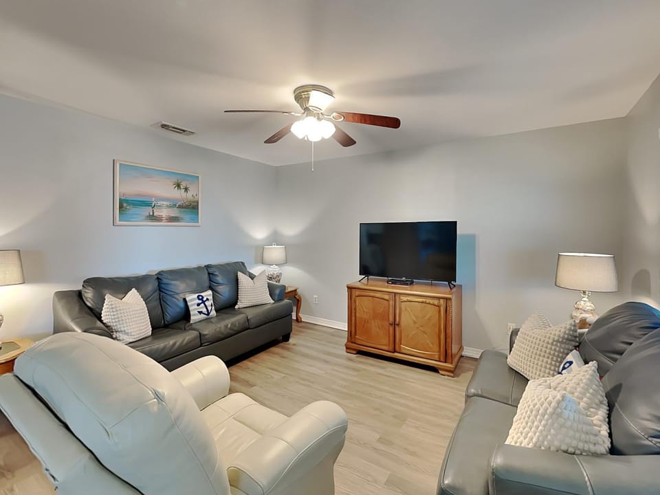Ocean Echo #303 Apartment in Gulf Shores