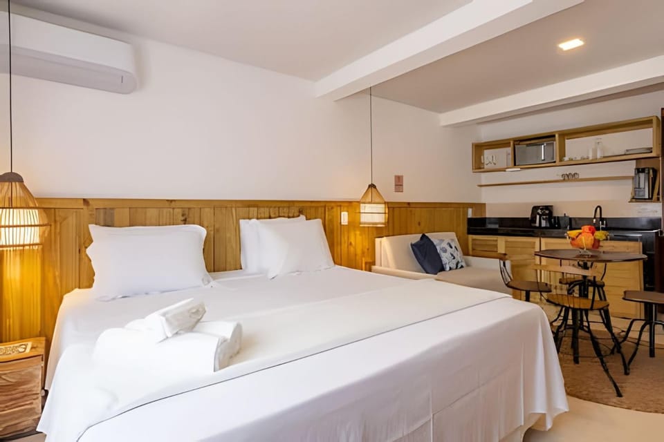 Bed, Kitchen or kitchenette, Living room, Photo of the whole room, Dining area, Bedroom, air conditioner