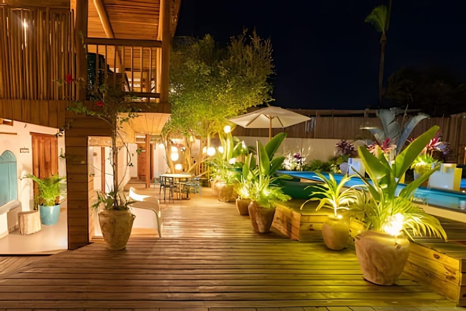 Night, Garden, Garden view, Swimming pool