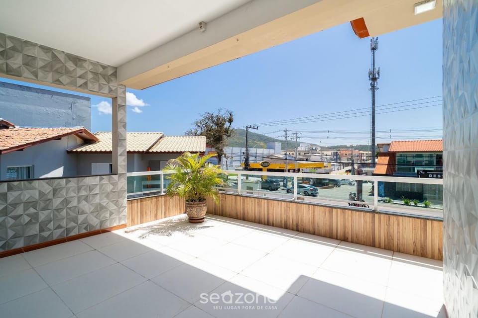 Balcony/Terrace, City view