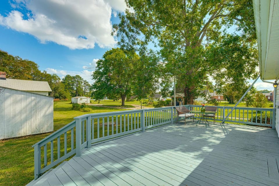 Walk to Dtwn Warsaw: Family Home w/ Deck! House in Maryland