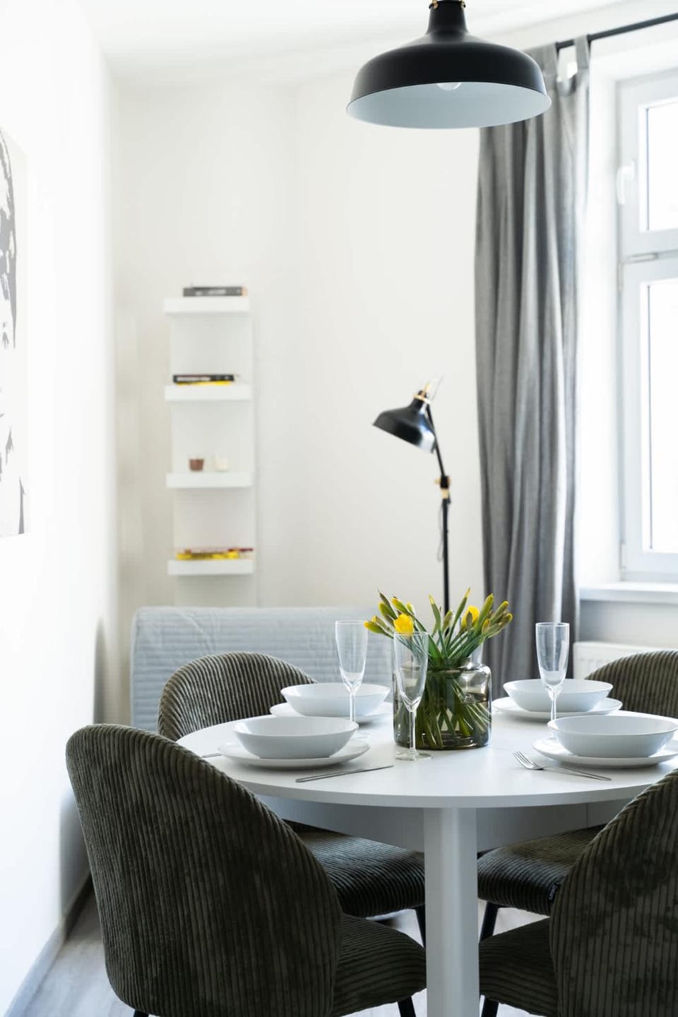 Living room, Seating area, Dining area