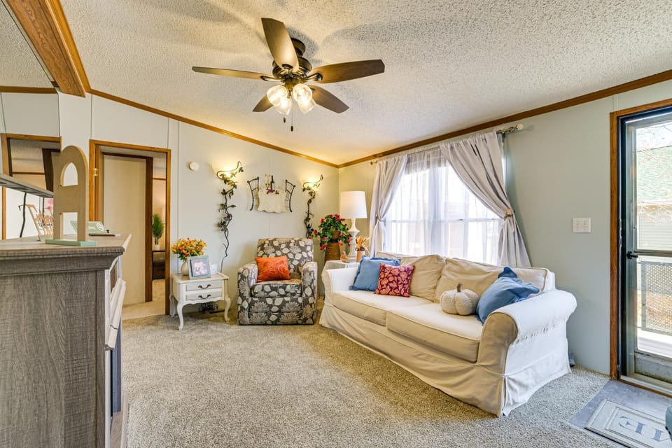 Walk to Houghton Lake! Family Retreat w/ Patio House in Houghton Lake