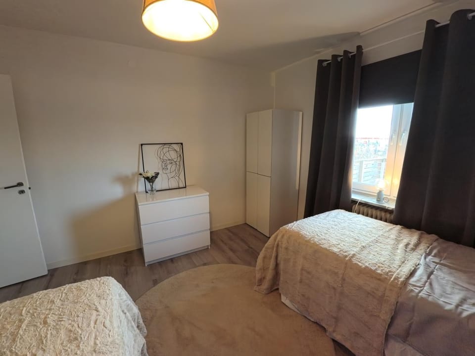Whole 3-room apartment, 10 min from malmo C & 2 min from shops Apartment in Malmo