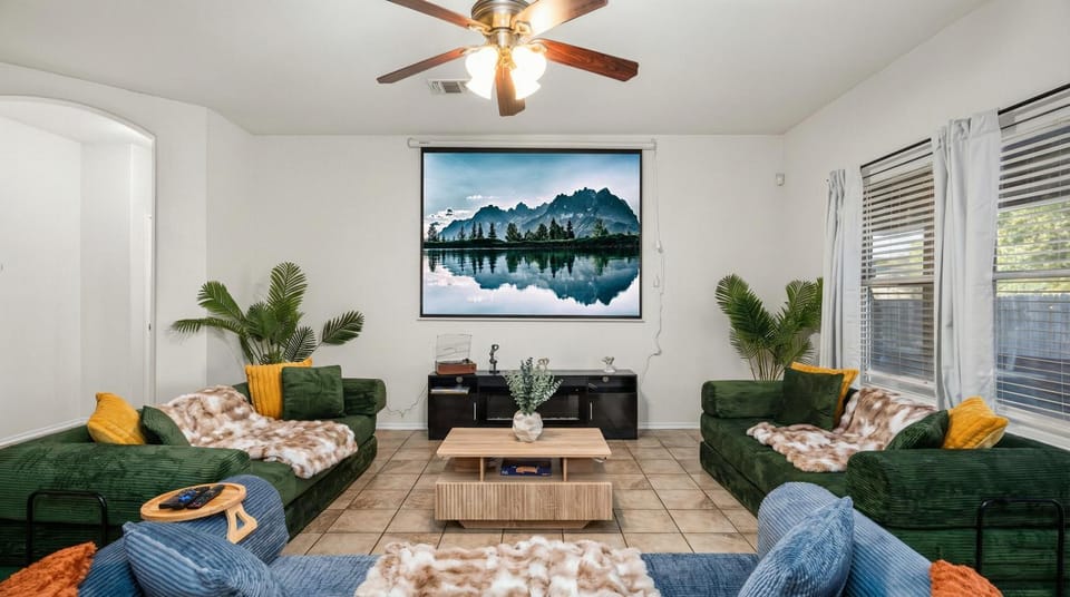 TV and multimedia, Living room