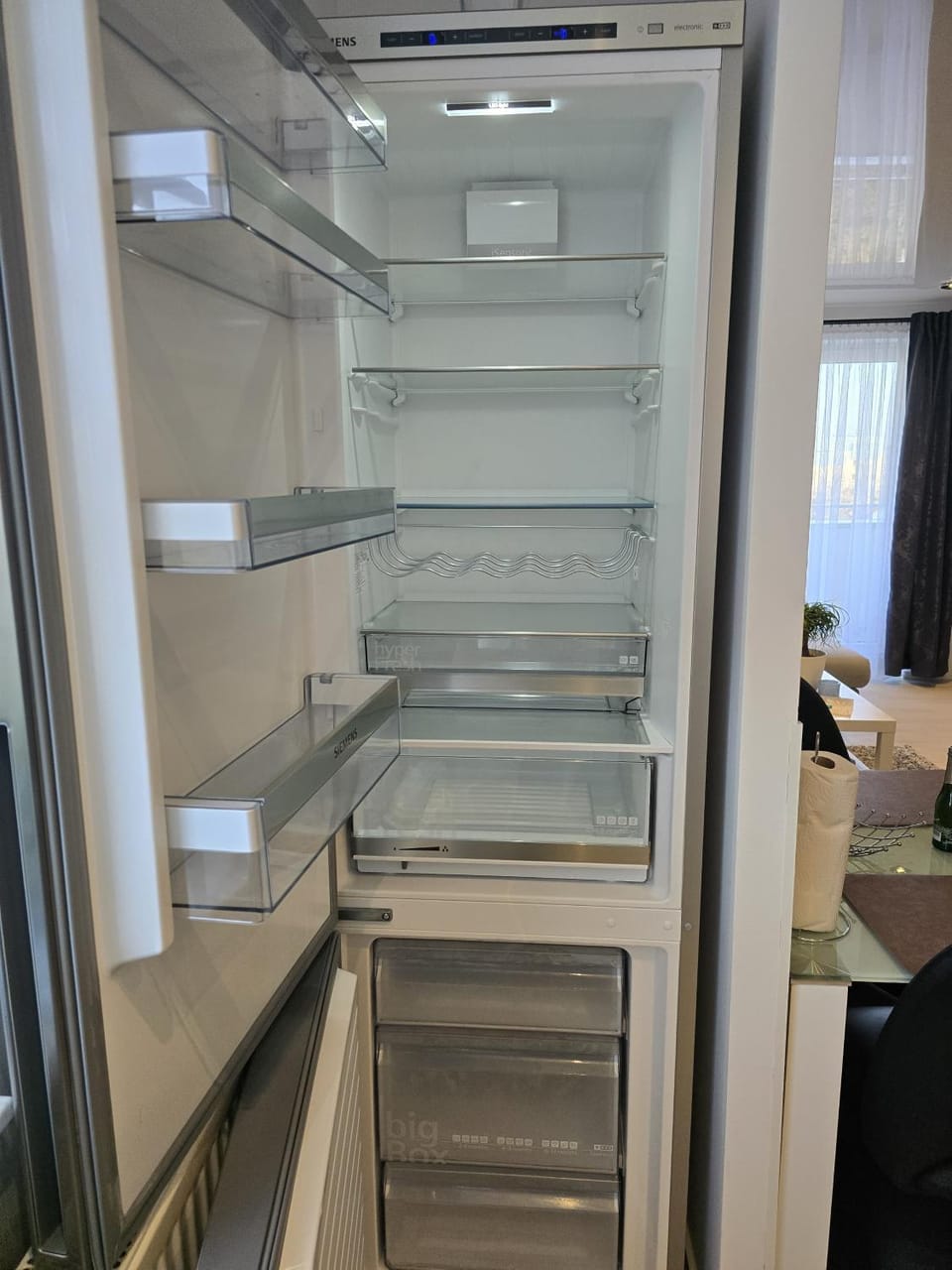 Coffee/tea facilities, dishwasher, microwave, kitchen