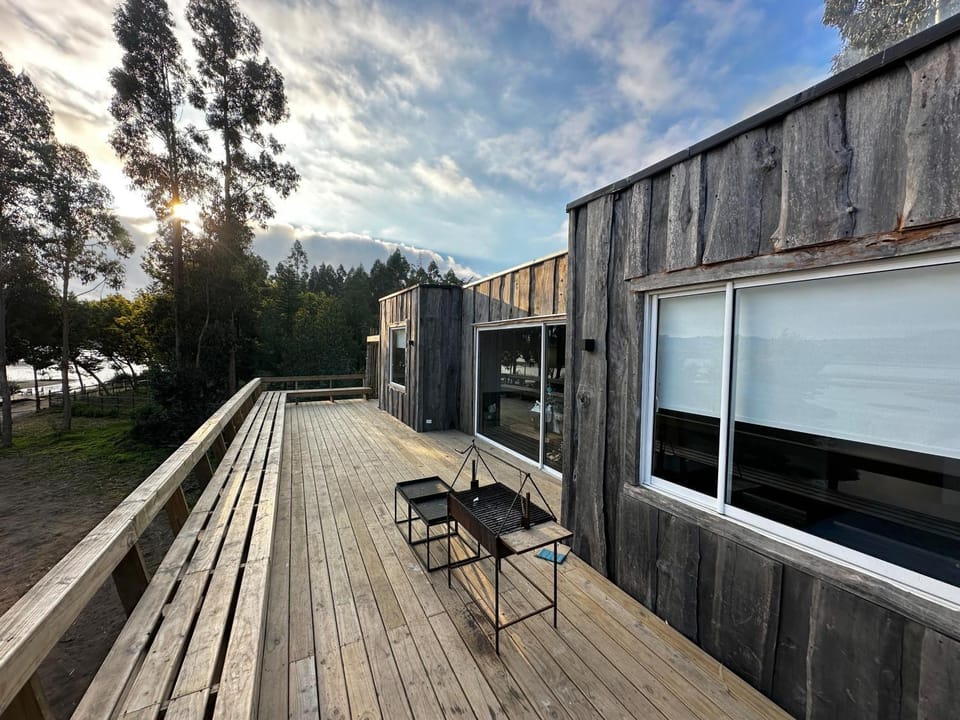 Casa en Bahía del rio Maule, naturaleza, tranquilidad, pet friendly House in Constitucion
