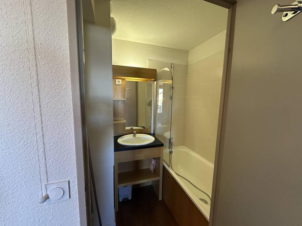 Appartement skis aux pieds avec balcon et WIFI pour 6 personnes à Plagne Soleil - FR-1-351-275 Apartment in Mâcot-la-Plagne