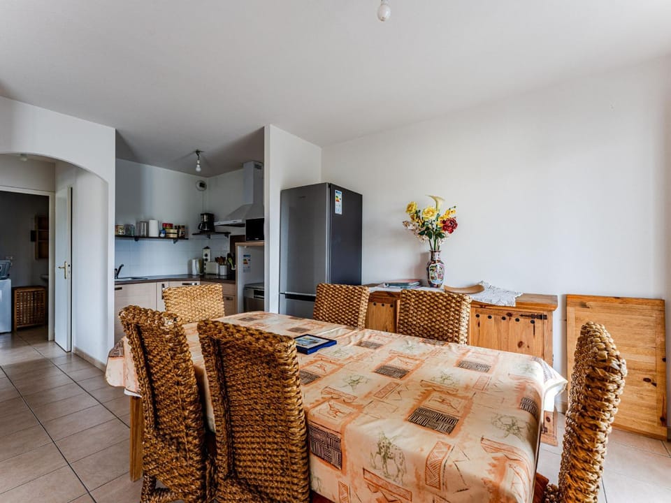 Appartement charmant avec piscine au 1er étage, proche centre et lac, 4 personnes - FR-1-521-265 Apartment in Sanguinet