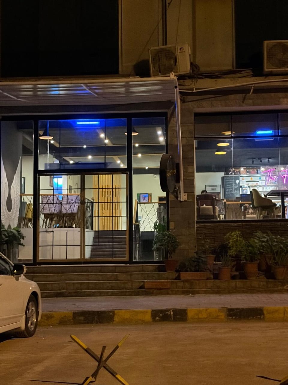 2HK Self Check Besids Isb Grand Hotel Apartment in Islamabad Capital Territory