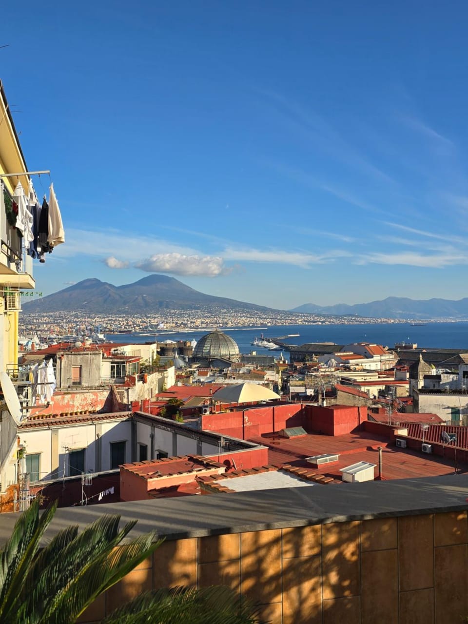 City view, Mountain view, Sea view