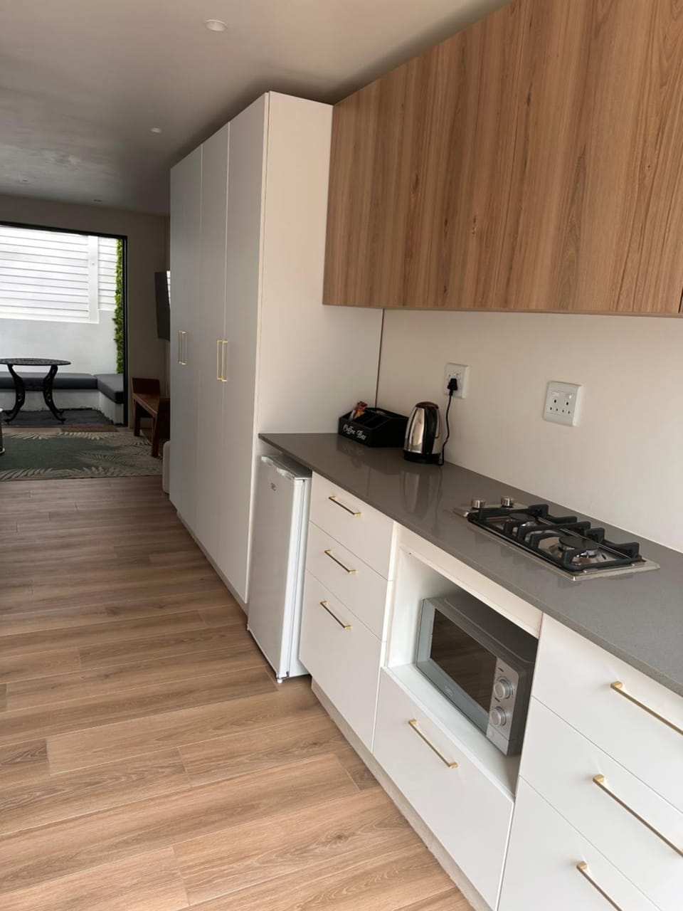 Kitchen or kitchenette, stove