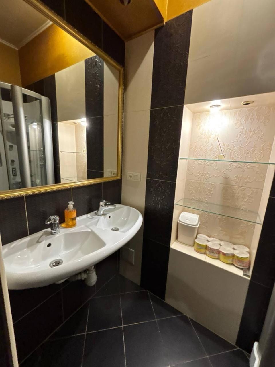 Степана Бандери 89 Apartment in Lviv