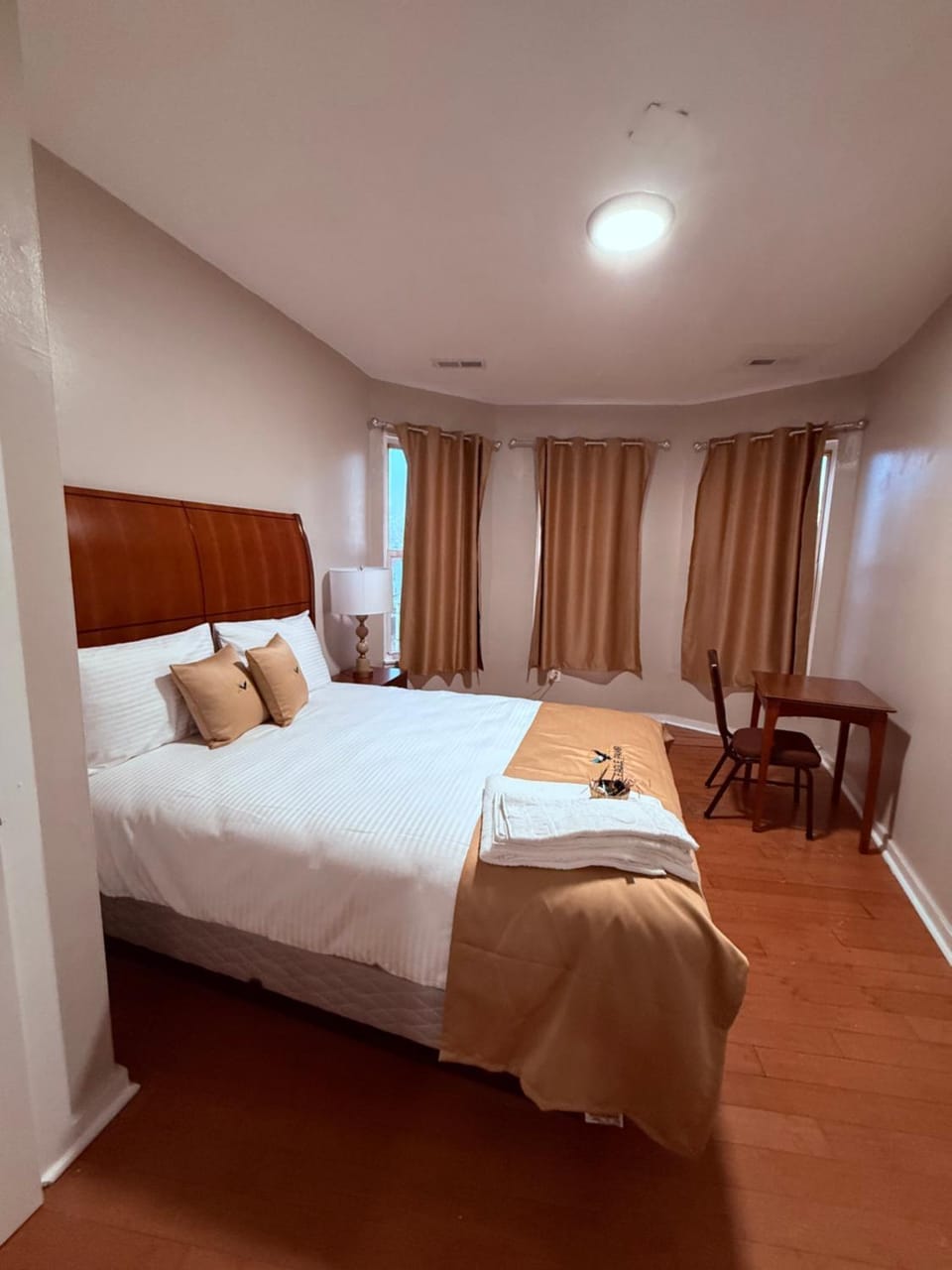Photo of the whole room