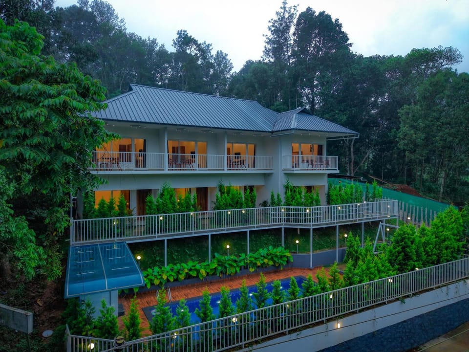Property building, Day, Garden, Garden view