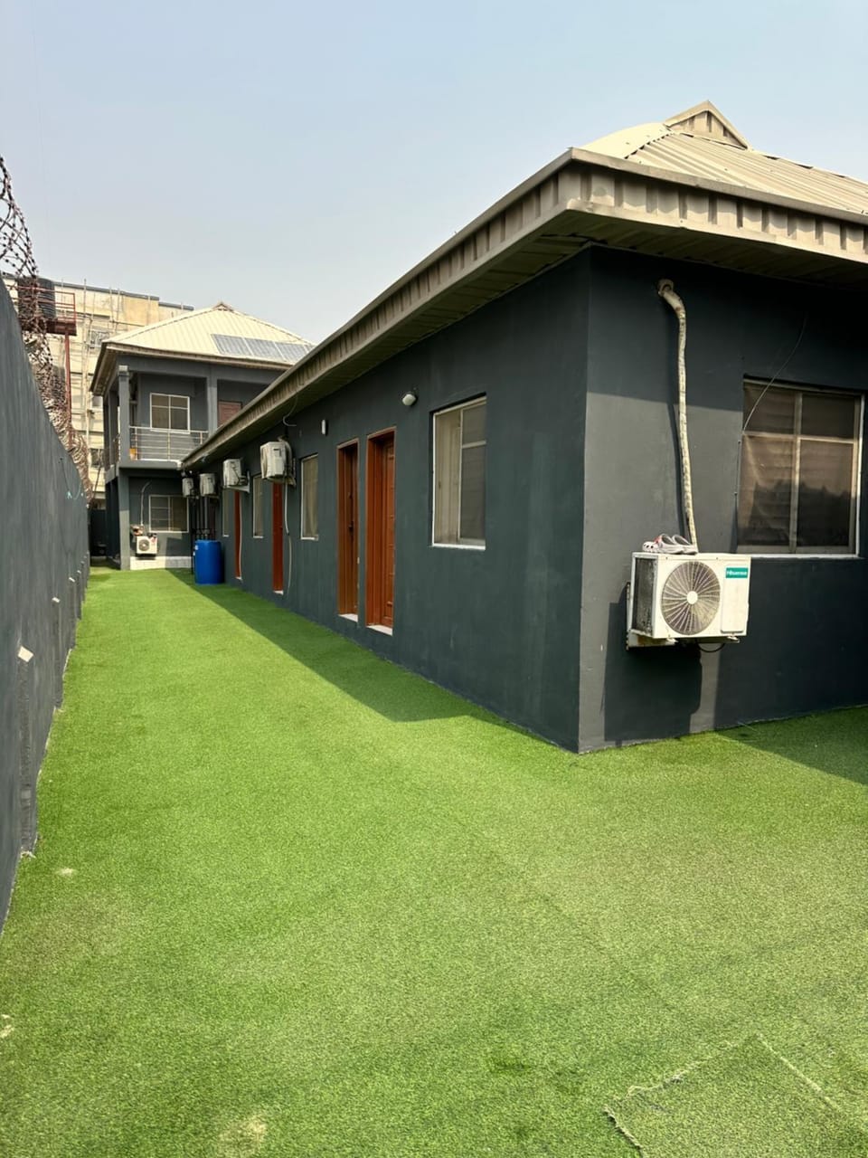 Nice and private Studio Room in Ilasan lekki Ikate Apartment in Lagos, Nigeria