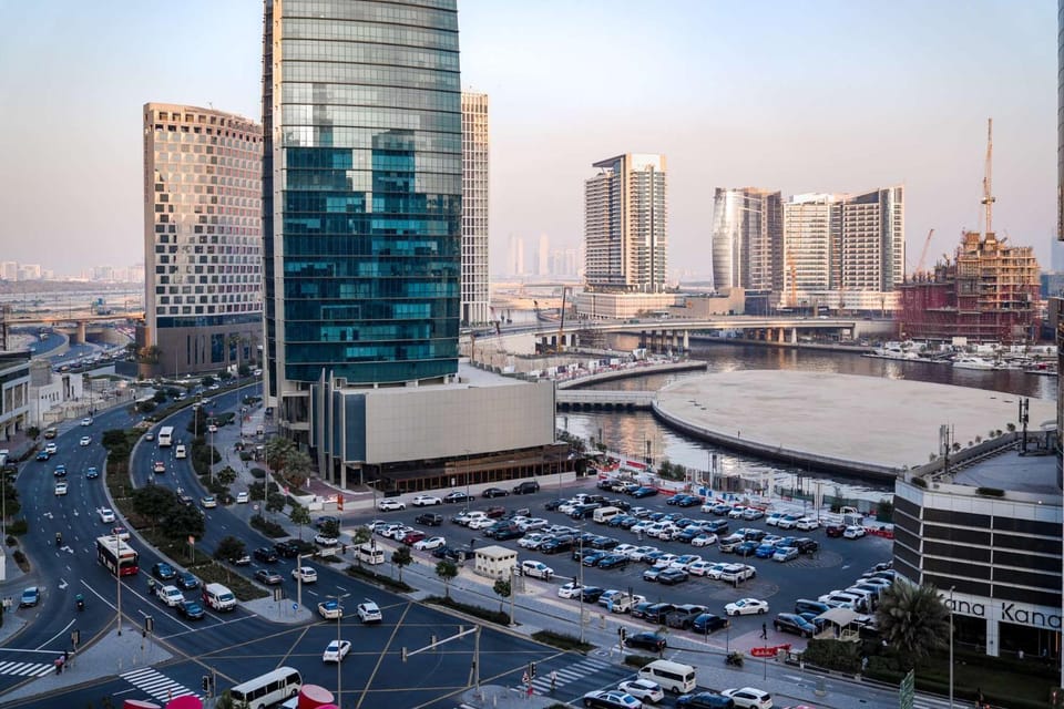 Free housekeeping visits during your stay - StayShort - Studio in Business bay Sleeps 2 with City Views Apartment in Dubai