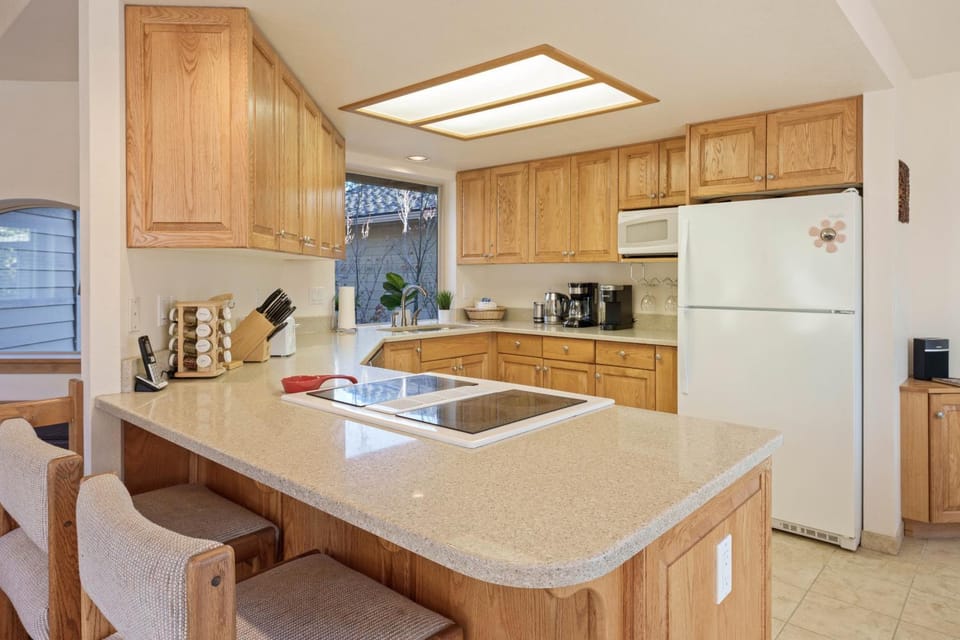 Fairway Village 8 condo Apartment in Sunriver