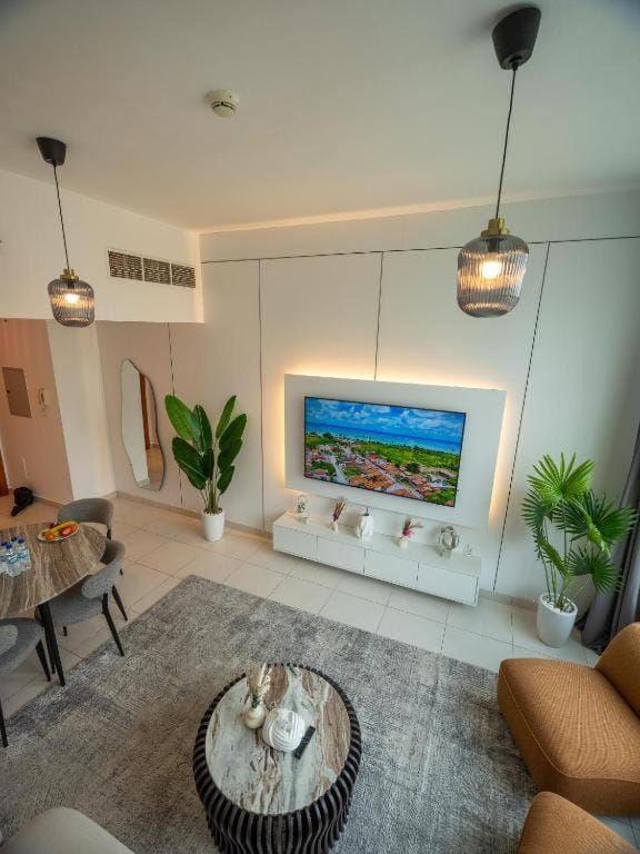 Wonderful 2bd with full marina view HIGH FLOOR Apartment in Dubai