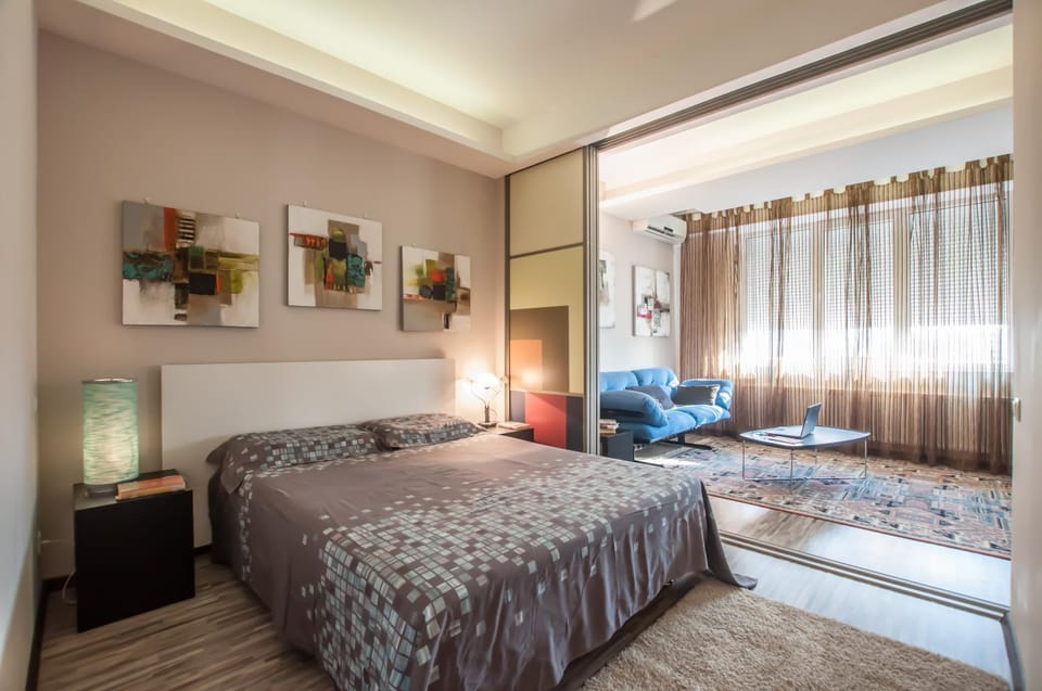 suite VENICE, downtown skyline Apartment in Chișinău