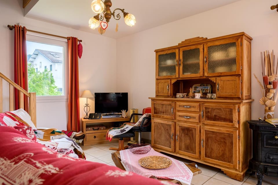 Property building, Living room