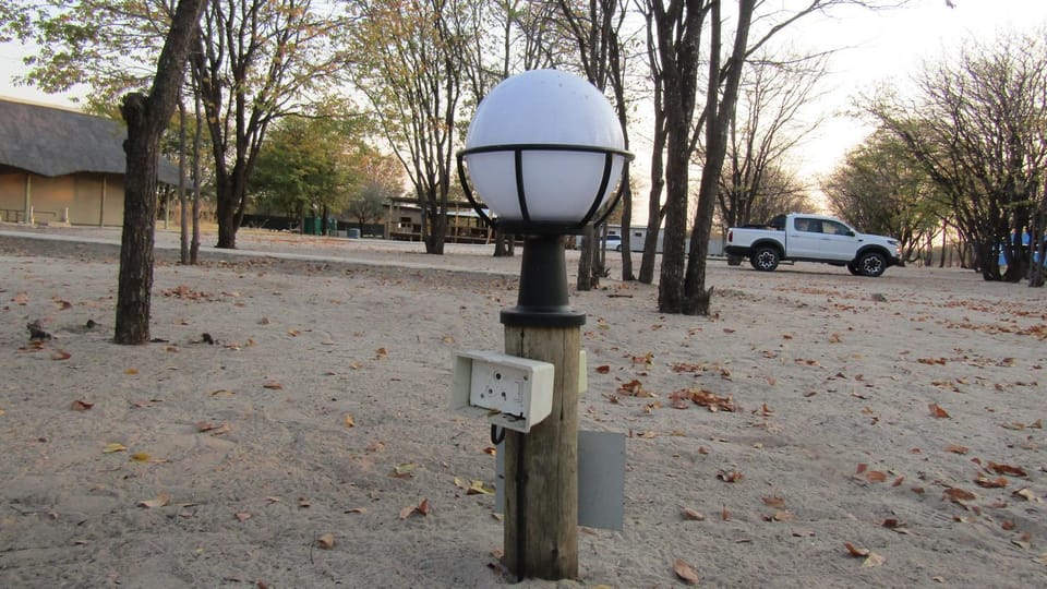 Day, Natural landscape, Location, Parking