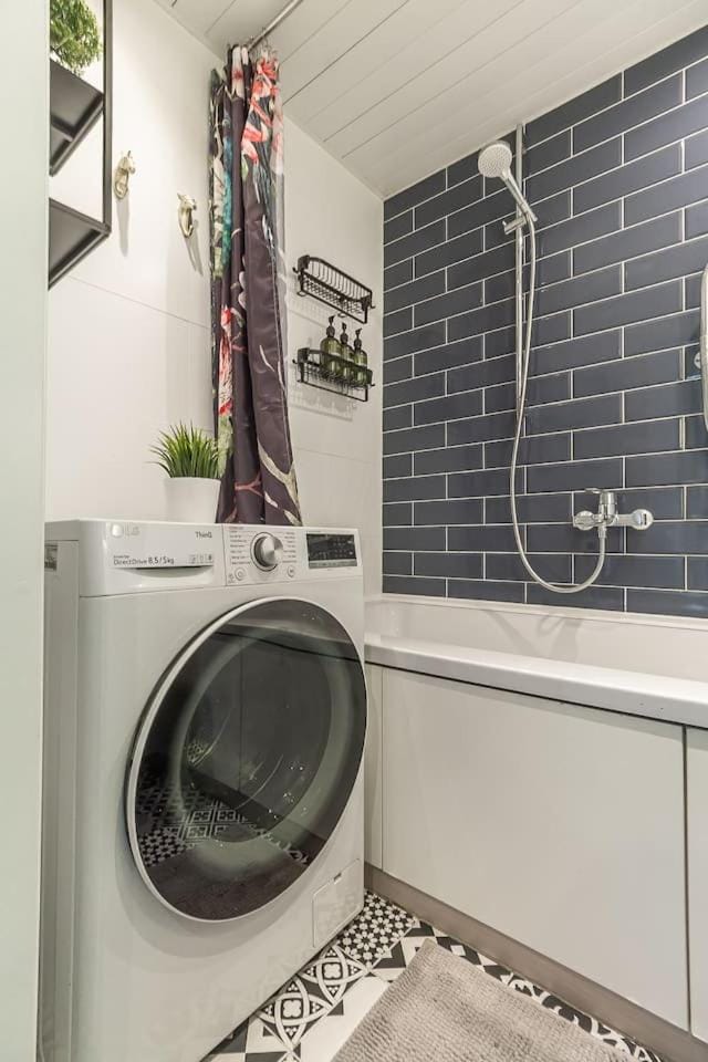 Two-bedroom apartment near Kadriorg Park & City Centre Apartment in Tallinn