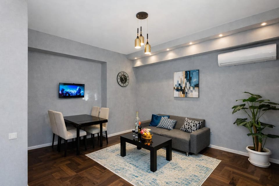TV and multimedia, Dining area, air conditioner