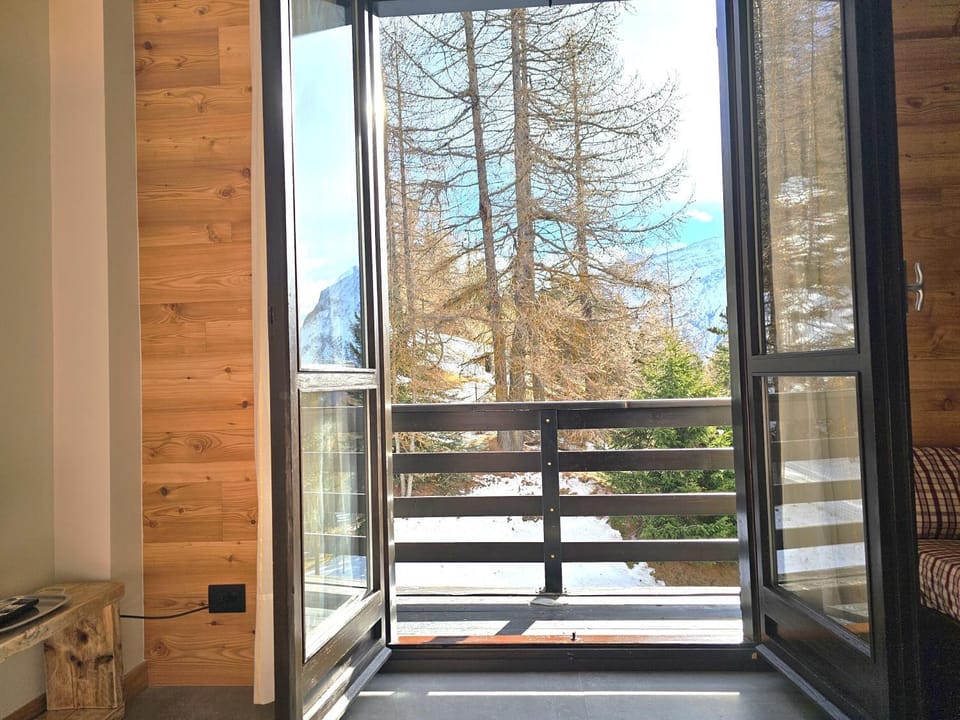 Natural landscape, View (from property/room), Balcony/Terrace