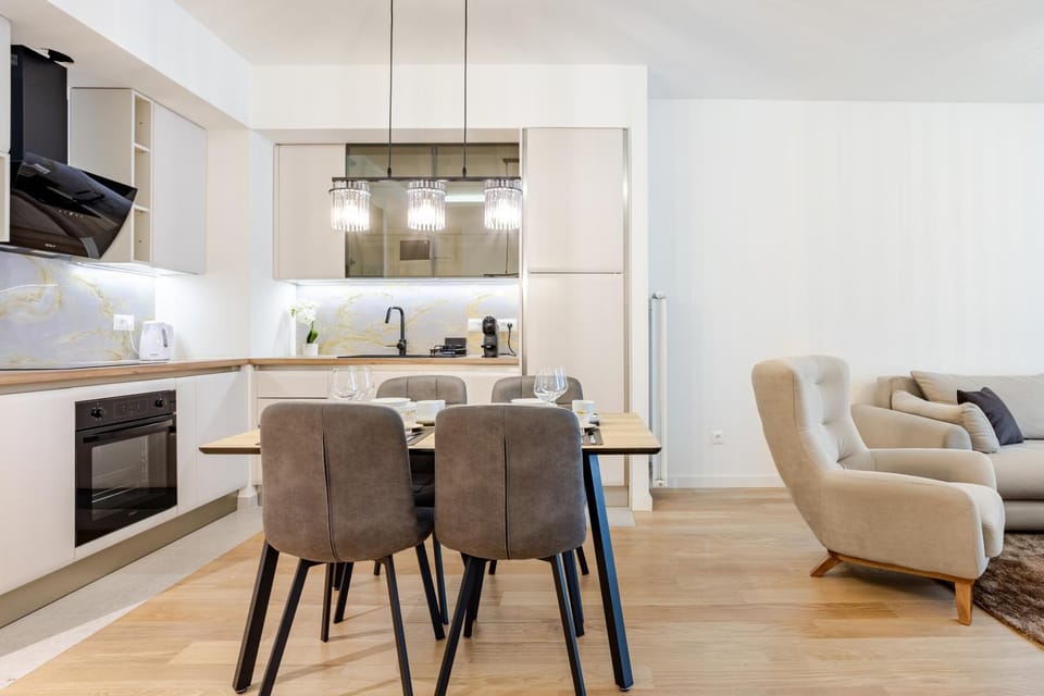 Coffee/tea facilities, Dining area, kitchen