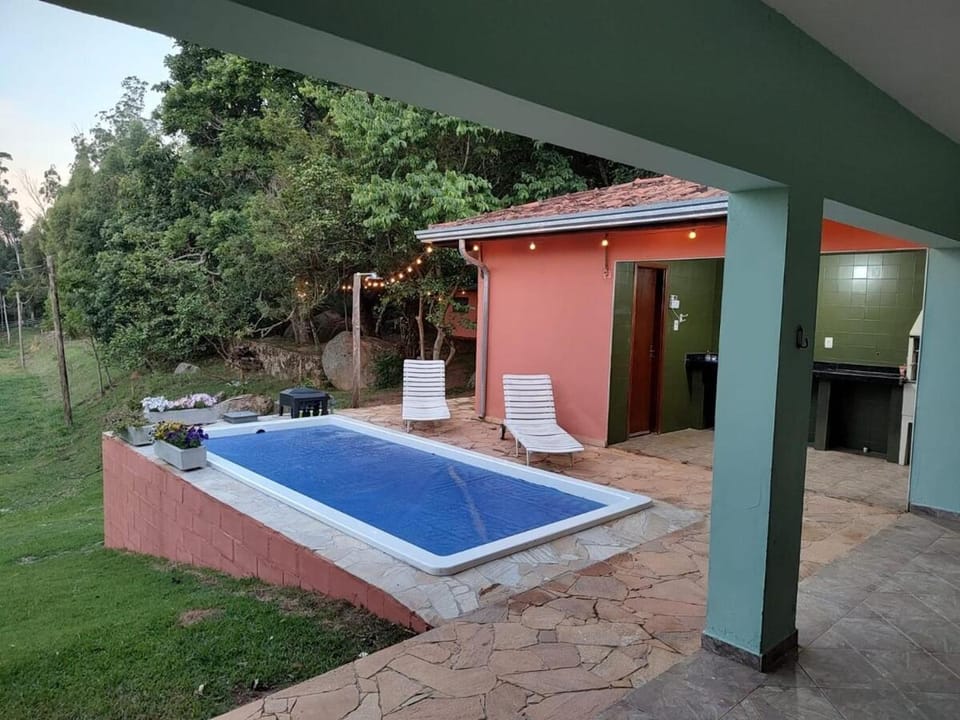 Casa dos Cedros House in State of São Paulo