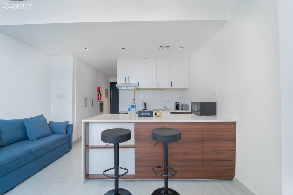 Coffee/tea facilities, Kitchen or kitchenette, Living room, Seating area, Dining area, minibar, pet friendly, stove, toaster