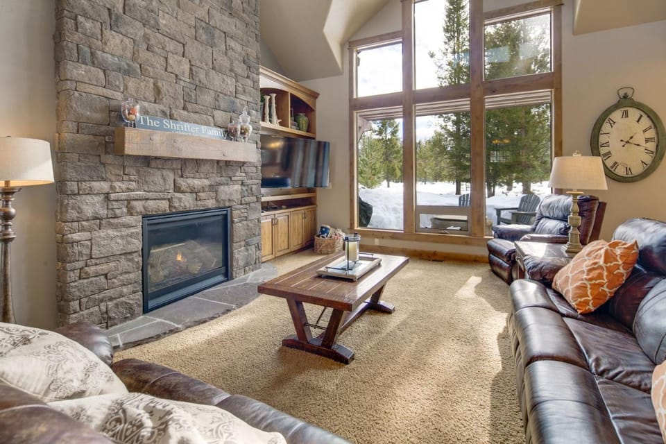 56540 Sunstone Loop House in Oregon