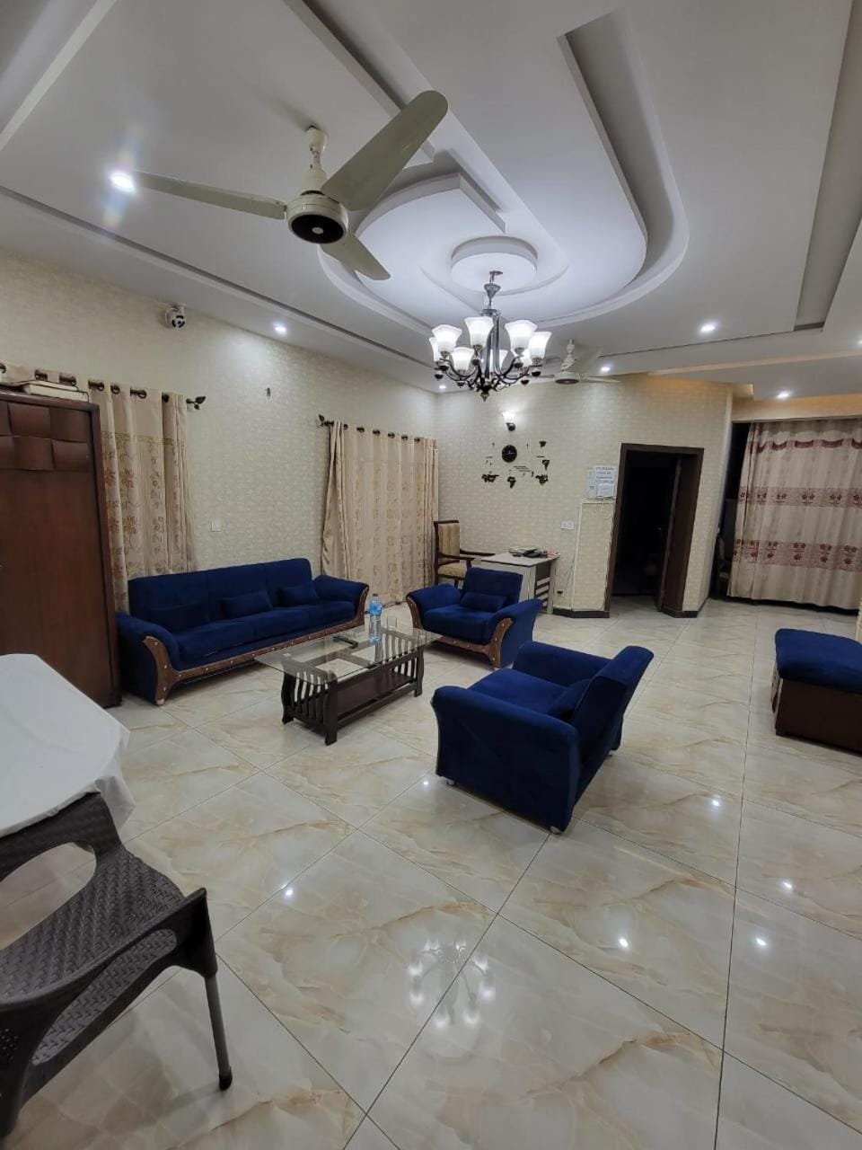 Lobby or reception, Seating area