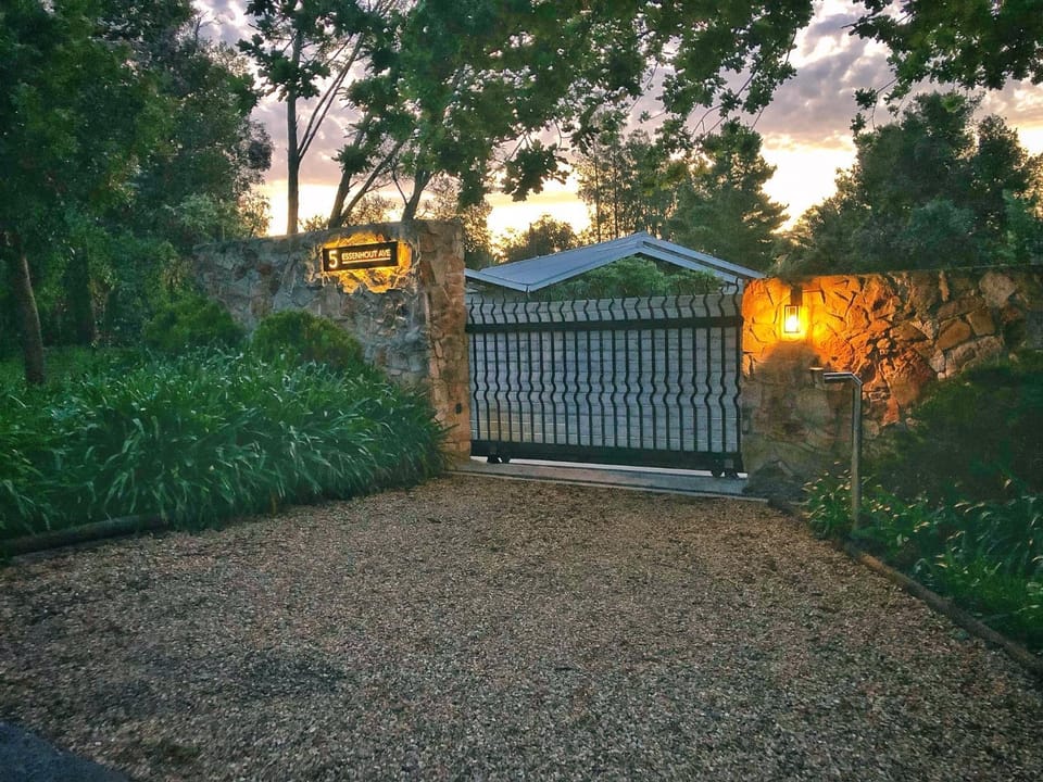 Facade/entrance, Day, Natural landscape
