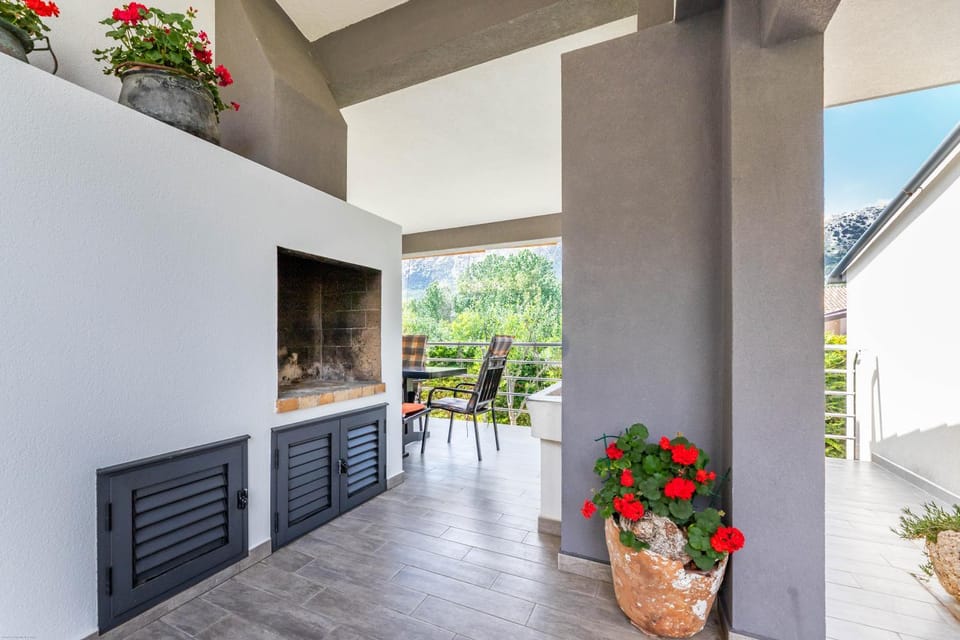 Patio, Day, Garden, View (from property/room), Balcony/Terrace, Seating area, Dining area, Evening entertainment, Garden view
