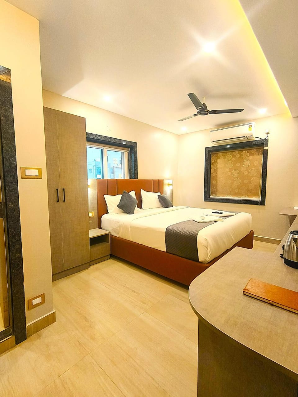Mio Business Hotel in Madhapur - Newly Launched Hotel in Hyderabad