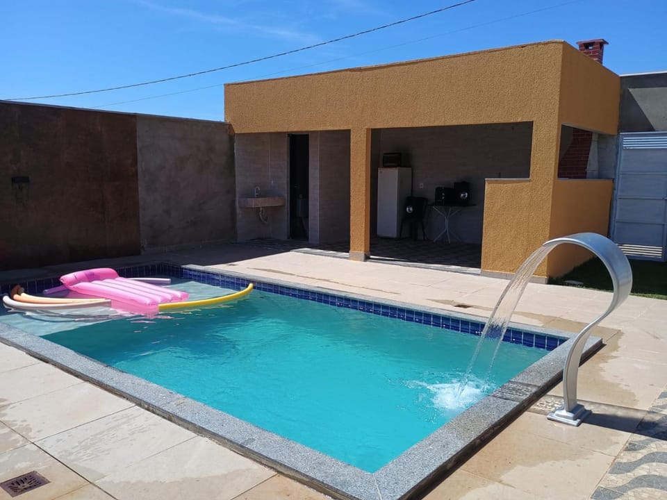 BBQ facilities, Pool view