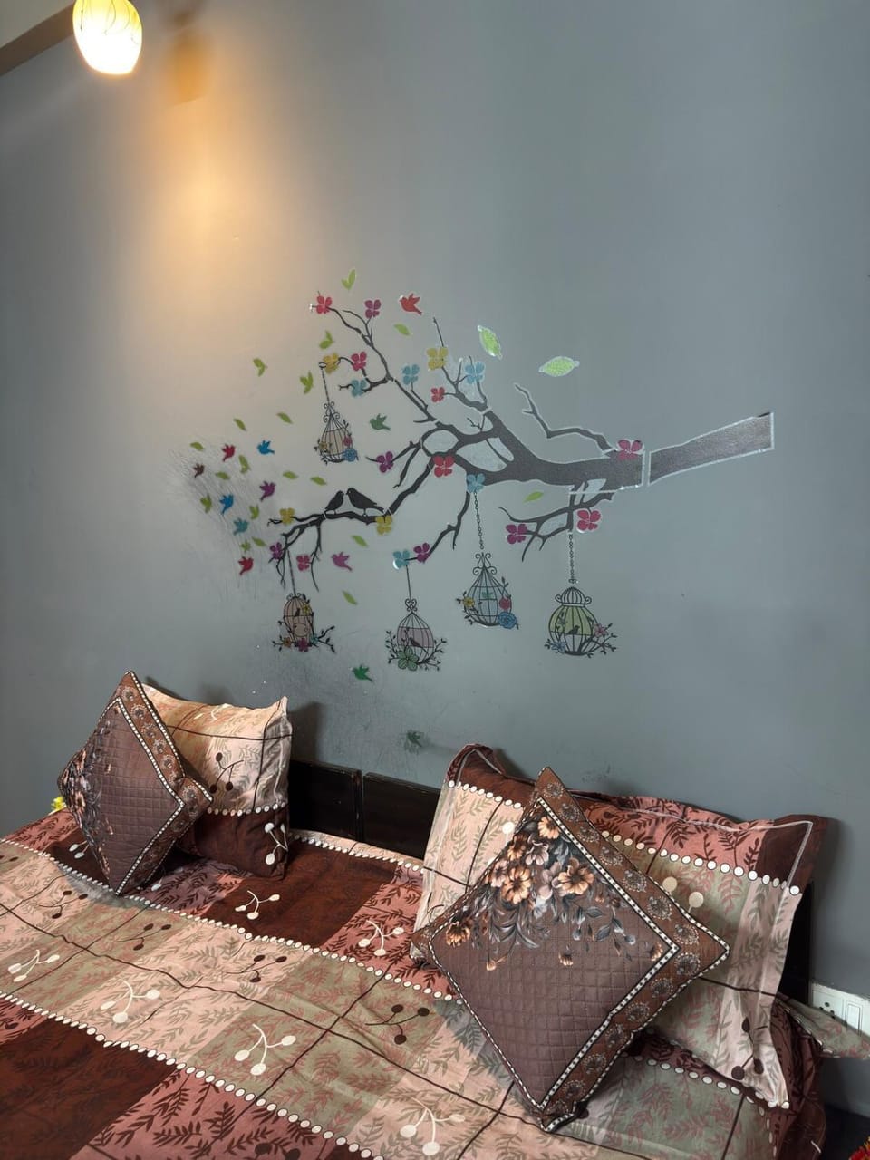 The Crown Seven Stay Apartment in Uttar Pradesh