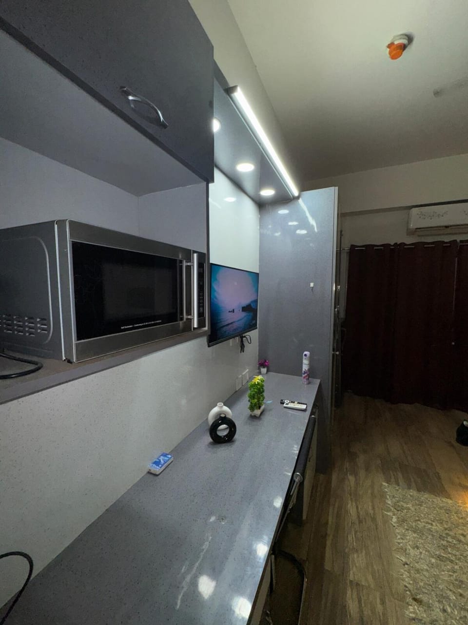 The Crown Seven Stay Apartment in Uttar Pradesh