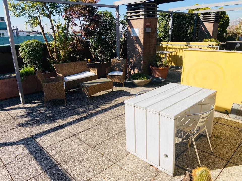 Balcony/Terrace, Balcony/Terrace